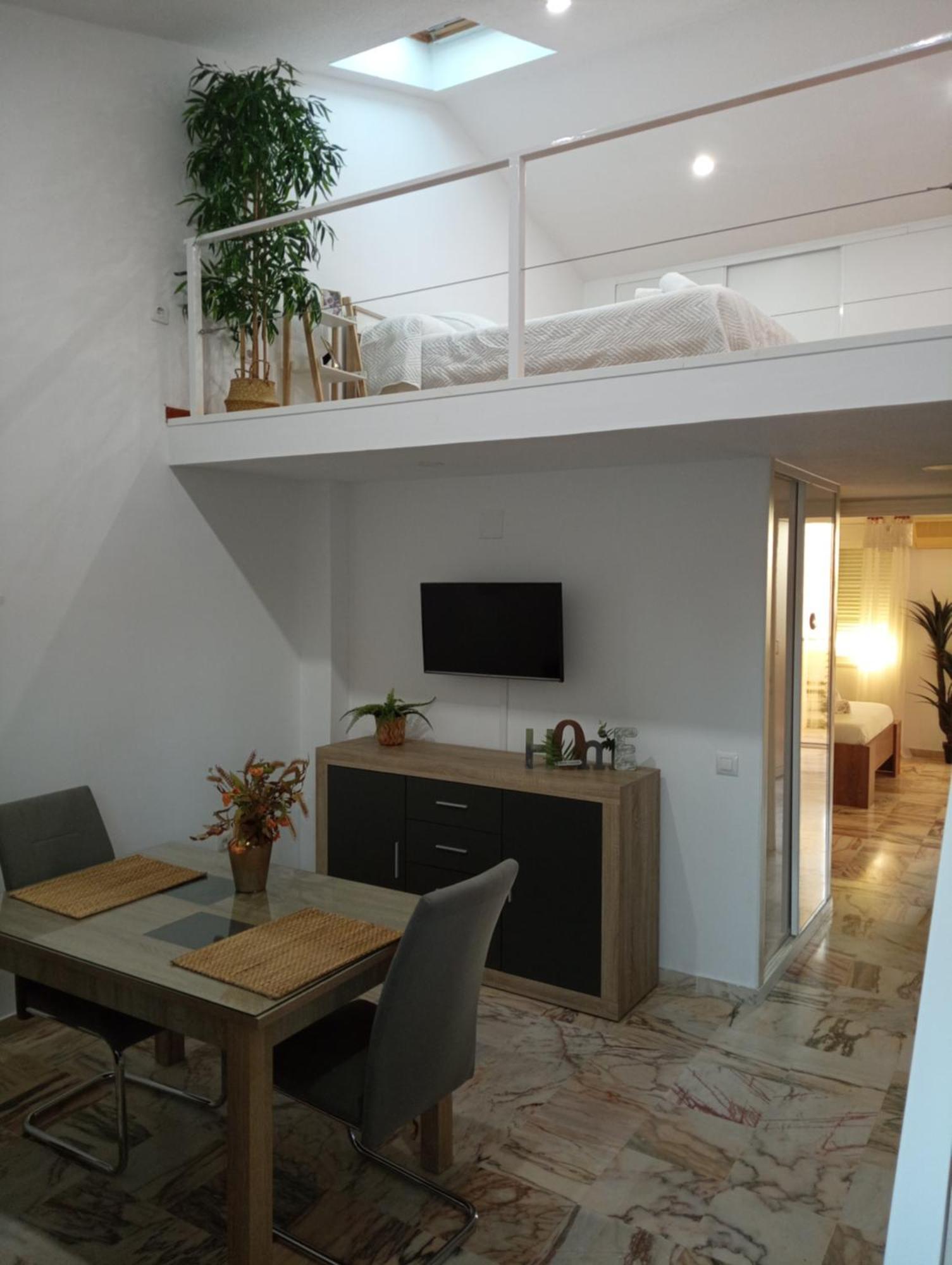 Sevilla Brisas Vip One Valencina De La Concepcion ภายนอก รูปภาพ